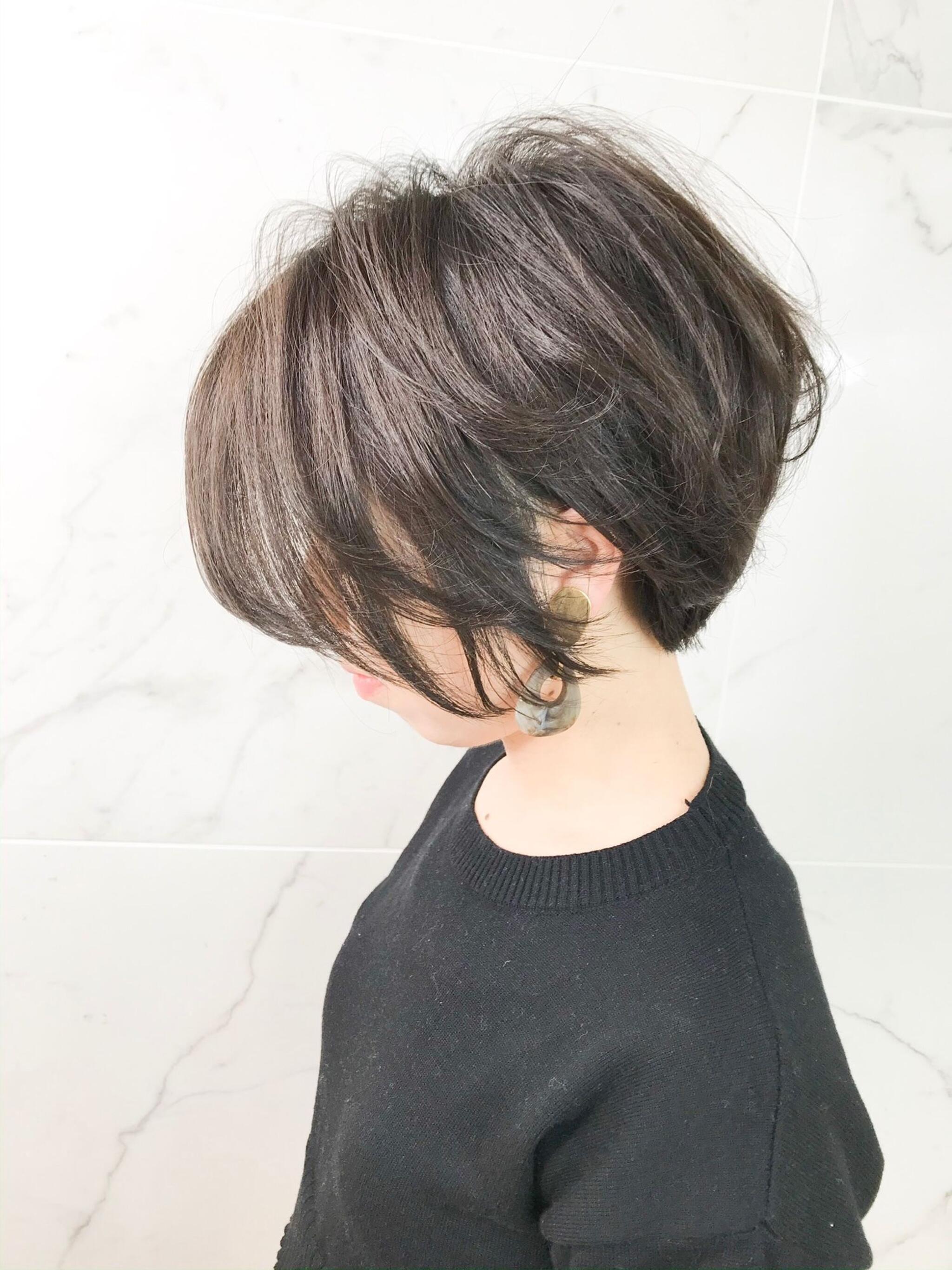 丸みある大人可愛いショートボブ