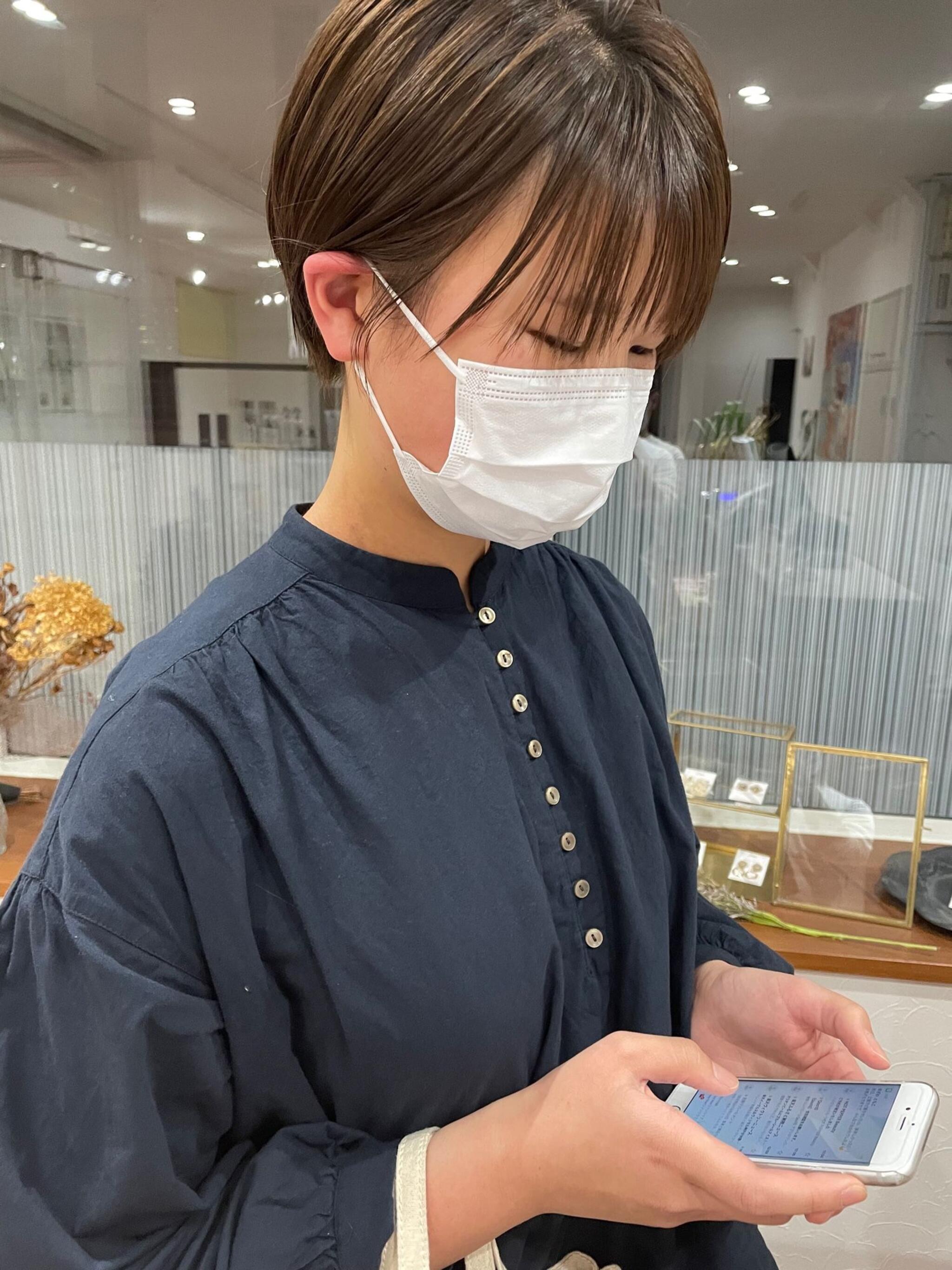 耳かけタイトショート