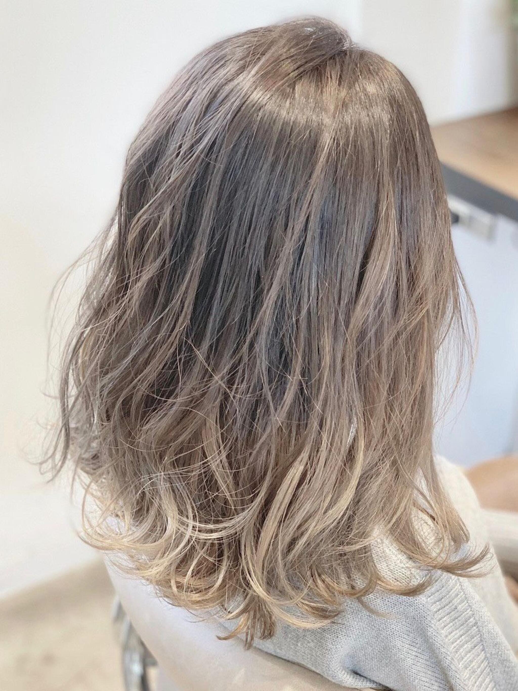 バレイヤージュハイライトカラー♪