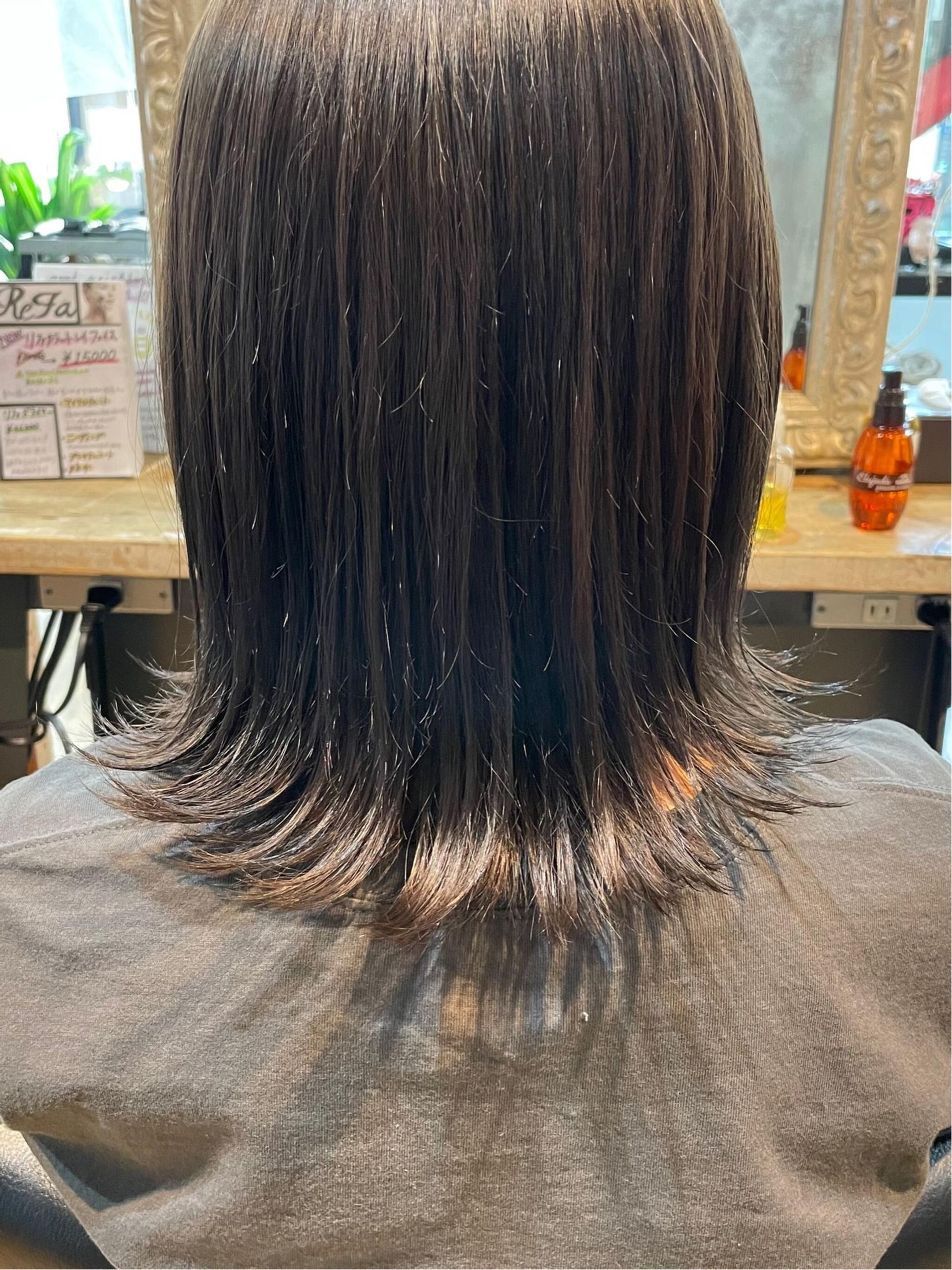 切りっぱなしボブ