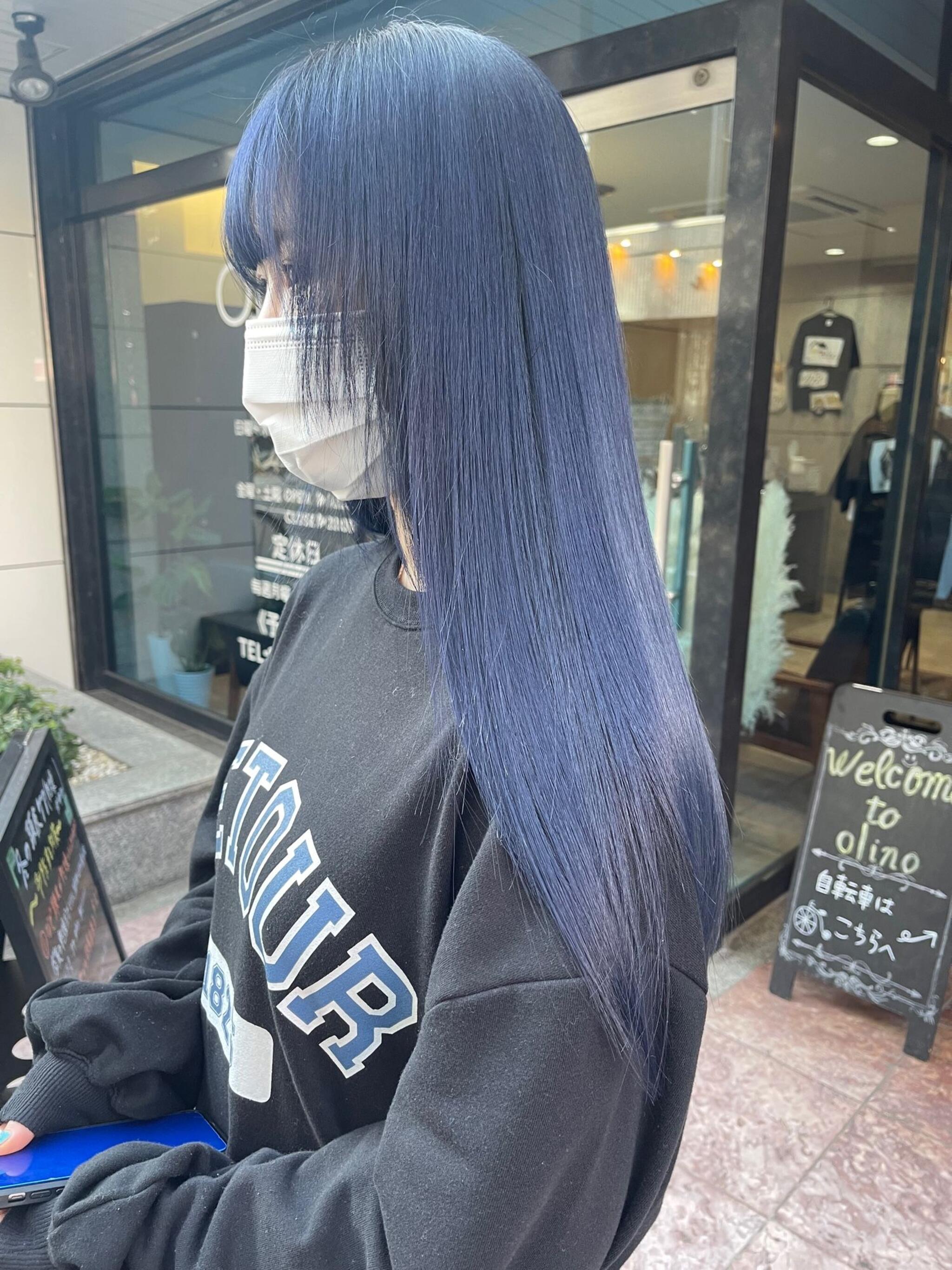 ネイビーブルー