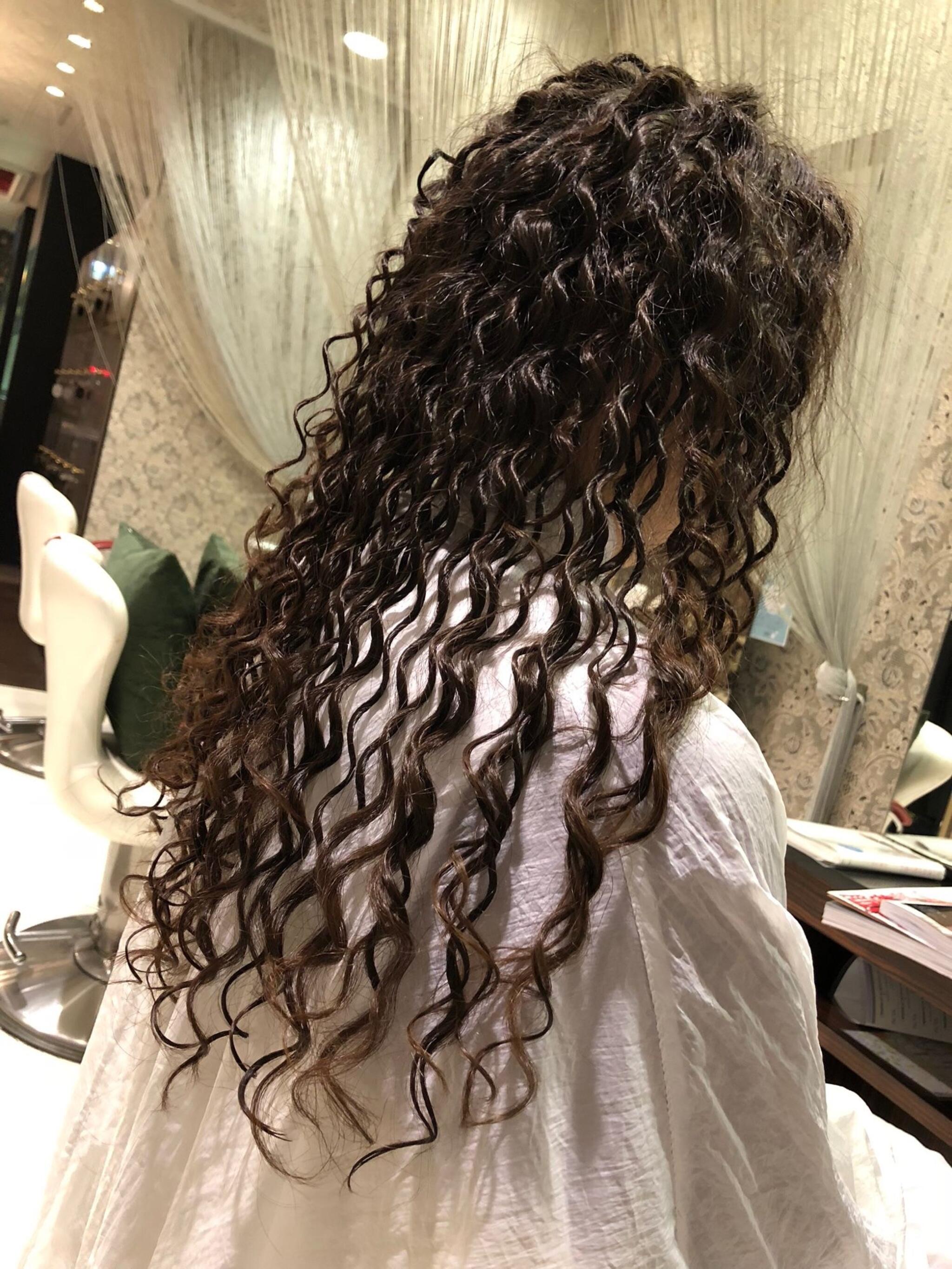 ロングツイストスパイラルパーマ