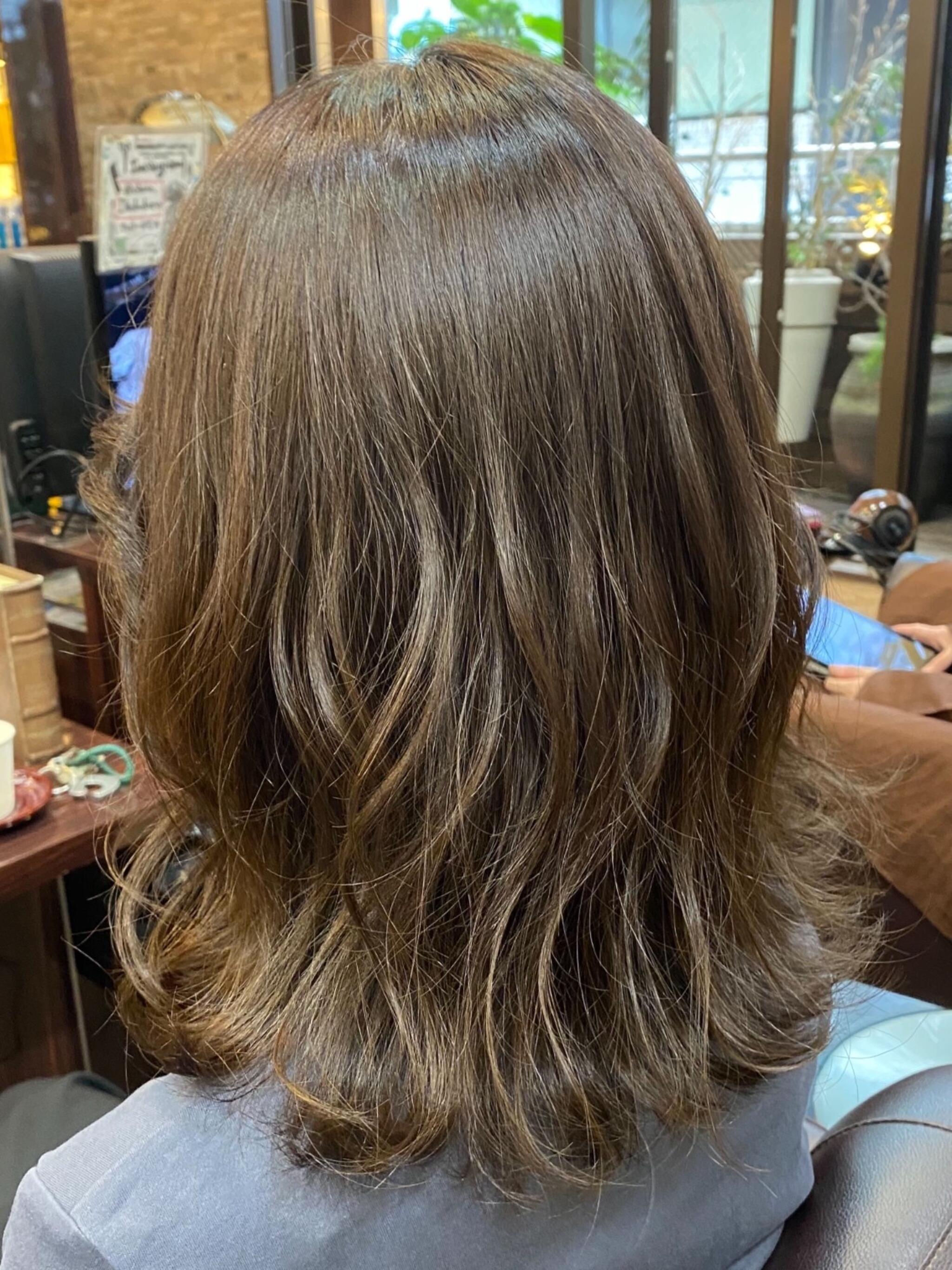 AVEDAボタニカルリペアトリートメントでダメージレスカラー♪