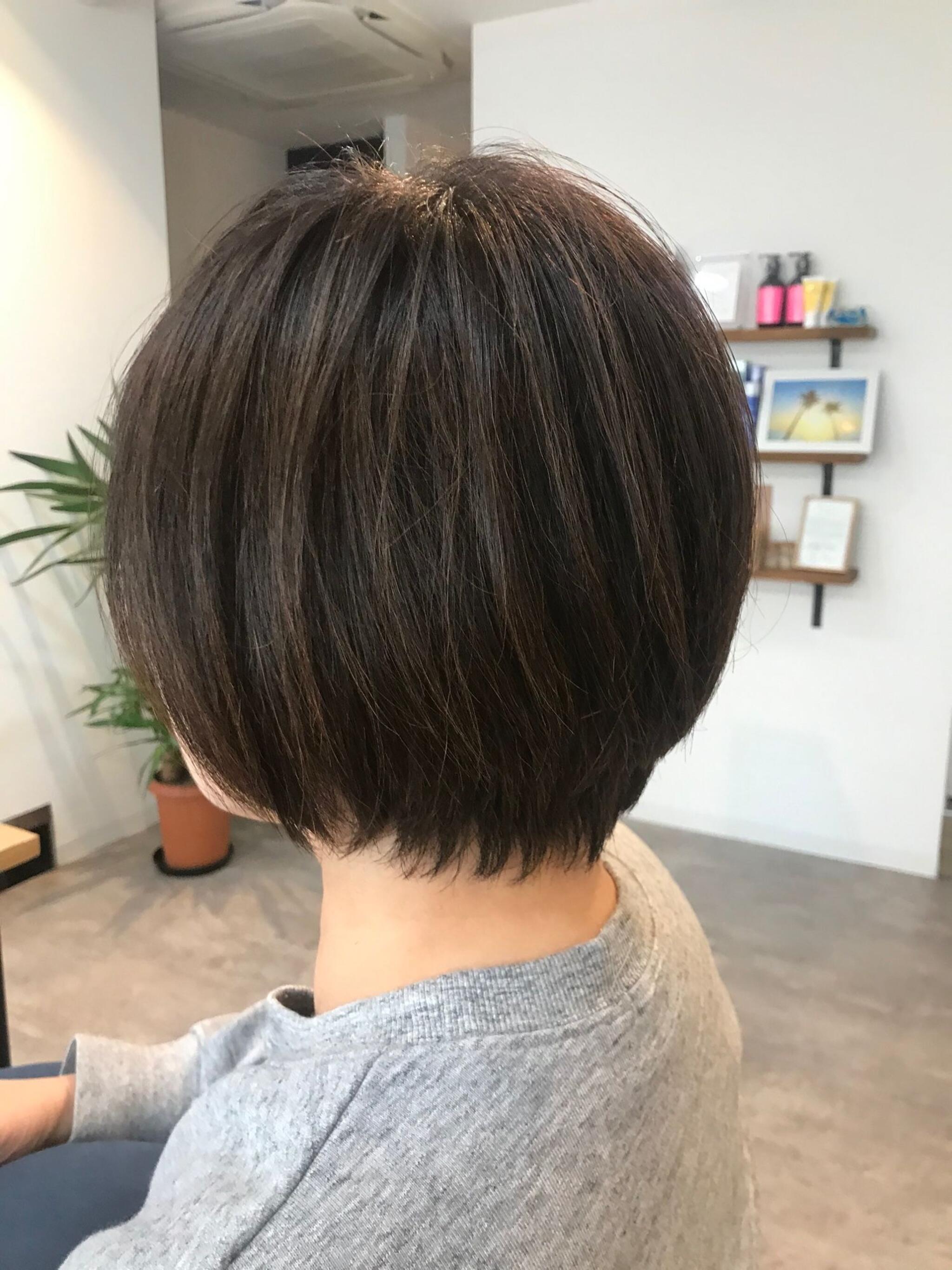 スタイリングいらずの美フォルムショート
