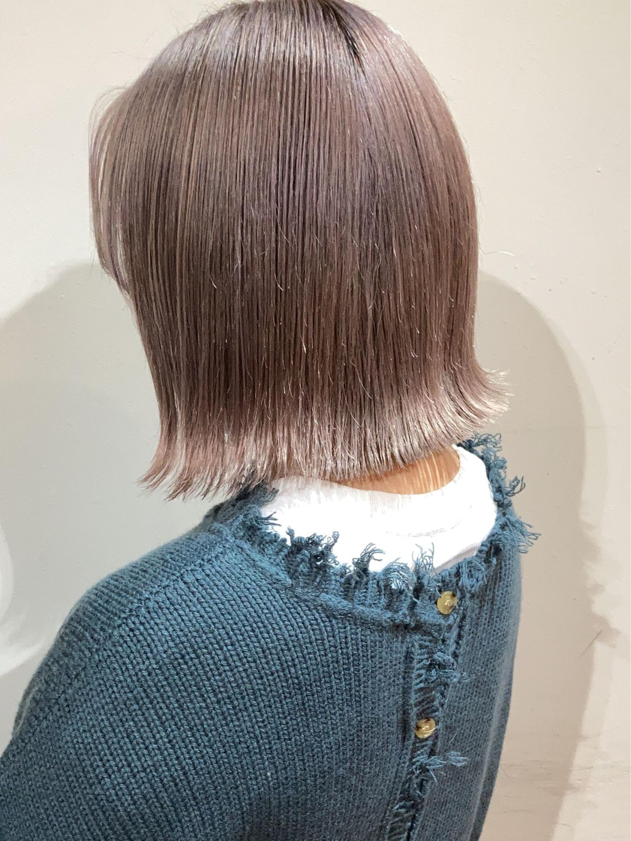 シルバーベージュ