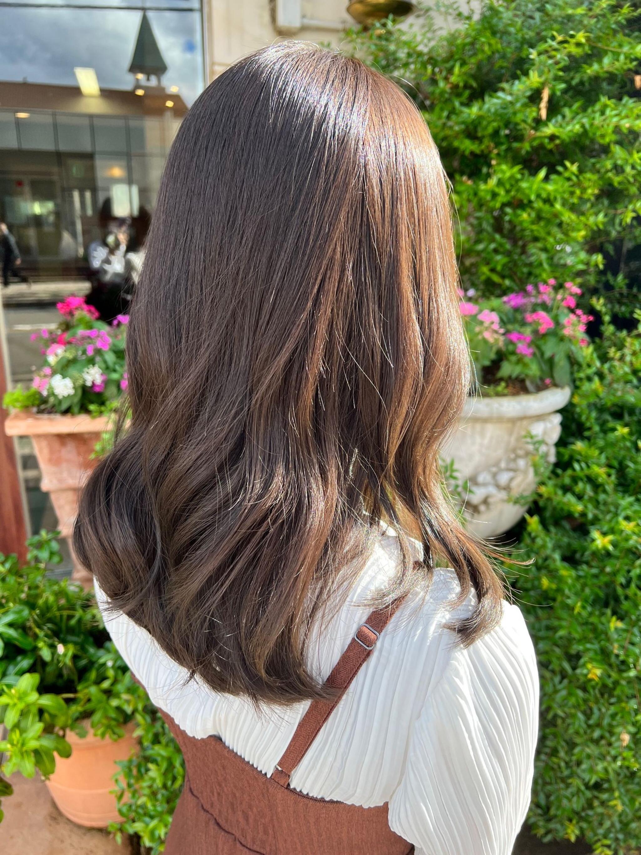 艶々グレージュ✂︎ミディアム