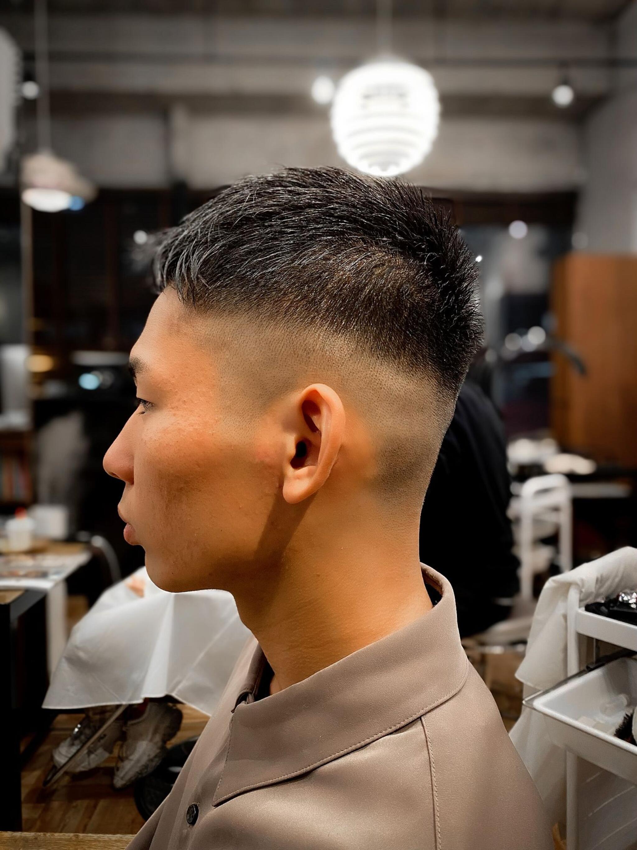 「IRIE HAIR 福岡」バーバースタイル×フェードカット×アップバング