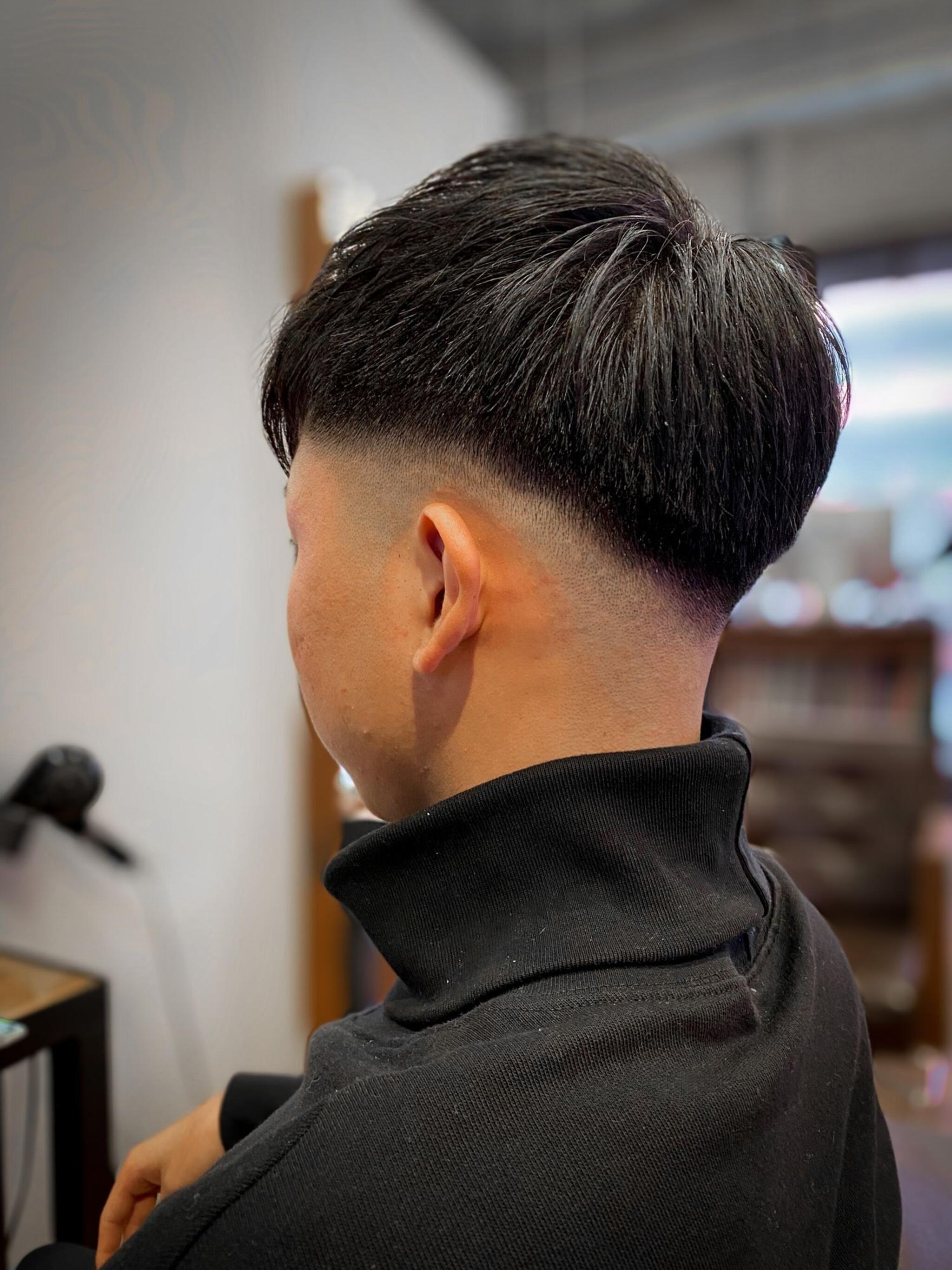 「IRIE HAIR 福岡」バーバースタイル×スキンフェードカット×アップバング