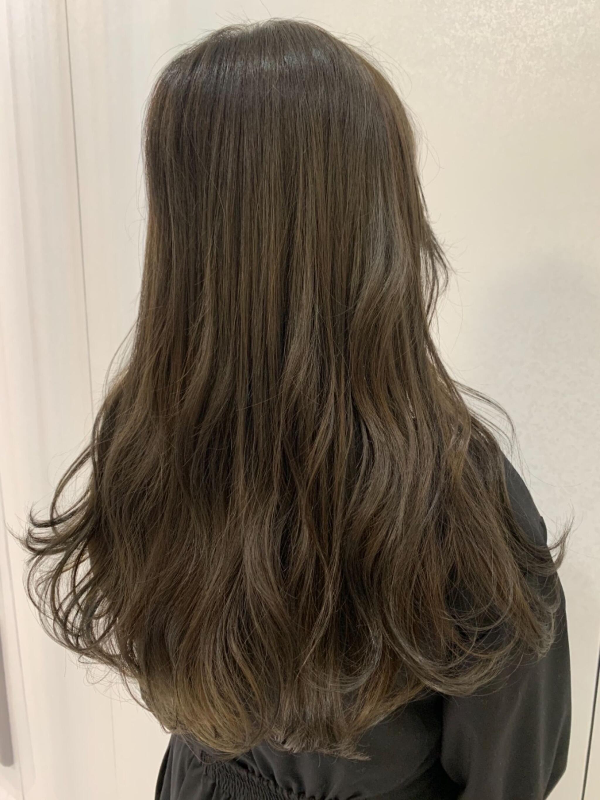 オリーブグレージュでゆるふわhair