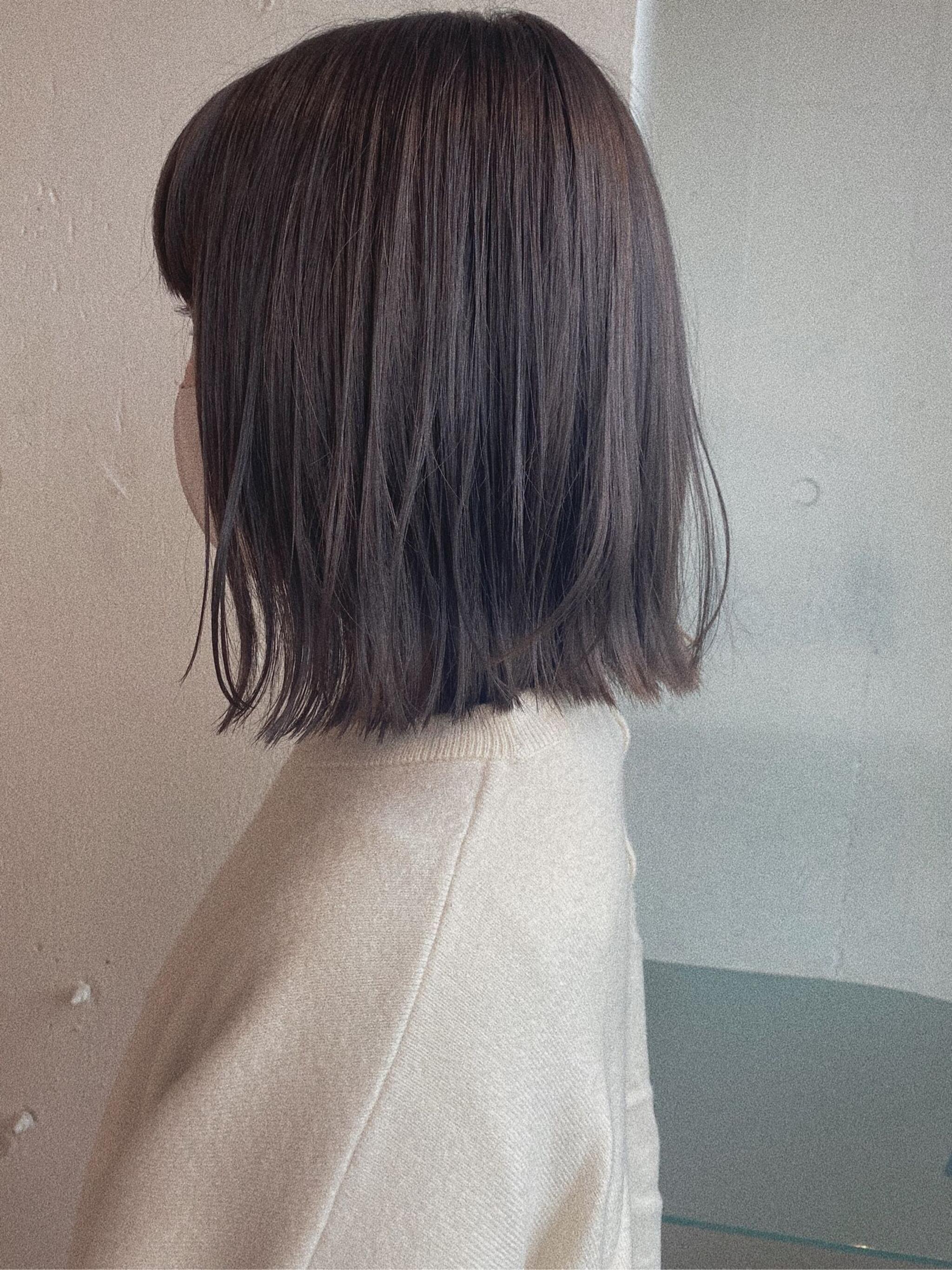 切りっぱなし × グレージュ