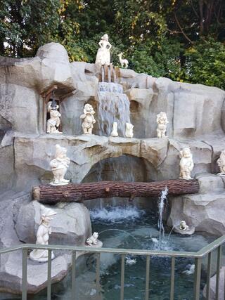 クチコミ : 東京ディズニーランド 白雪姫の願いの井戸 - 浦安市 クチコミ : 東京ディズニーランド 白雪姫の願いの井戸 - 浦安市