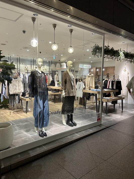 Gready Brilliant 天神地下街店 - 福岡市中央区天神/婦人服店