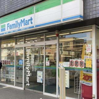 近所のファミマ ファミリーマート 千葉駅北口店／ホームメイト