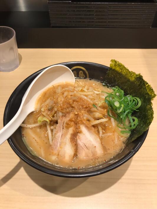 MEDICOM TOY - 大宮ラーメン 豚のトリコ - 大宮/ラーメン | 食べログ