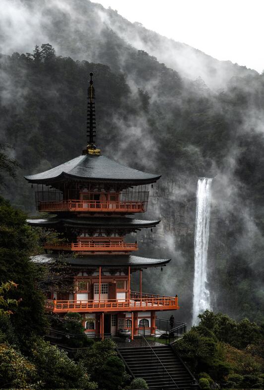 那智の滝 - 東牟婁郡那智勝浦町大字那智山/滝 | Yahoo!マップ