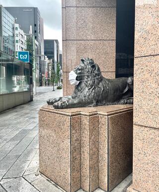 銀座三越ライオン像 - 中央区銀座/観光名所 | Yahoo!マップ 銀座三越ライオン像 - 中央区銀座/観光名所 | Yahoo!マップ