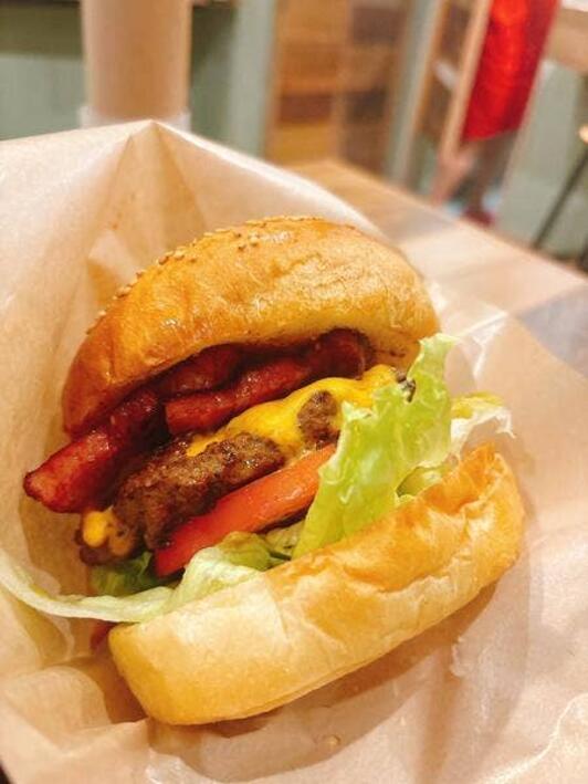 ハンバーガーショップ 7DAYWEEKEND - 川崎市中原区上新城/ハンバーガー店 | Yahoo!マップ