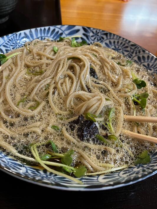 江戸中期　縦線雪輪文蕎麦猪口 蕎麦猪口 江戸期 | 古物屋 壱両