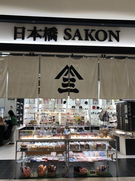 引き取り限定】食器棚@流山市おおたかの森 流山おおたかの森S.Cにて開催されたキッチンフェアに出展（2024