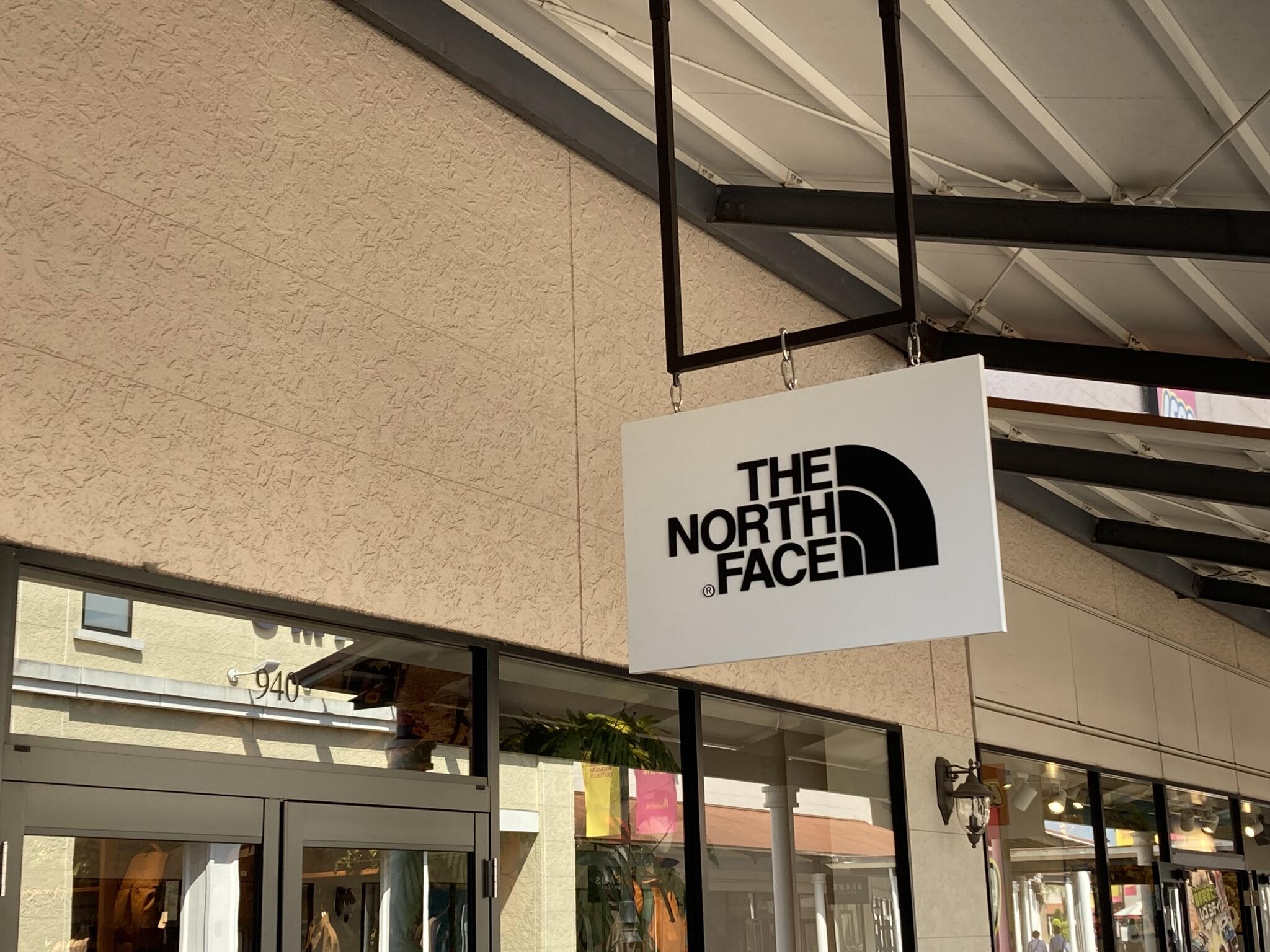 THE NORTH FACE HELLY HANSEN 神戸三田プレミアム・アウトレット 神戸市北区上津台/衣料品店 Yahoo!マップ