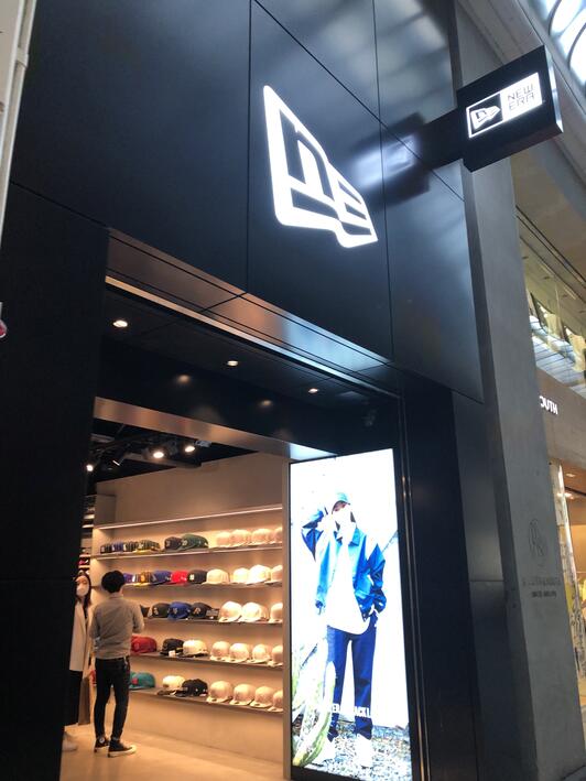 【NEWERA】ニューエラ大阪心斎橋直営店購入キャップになります GvP2EB-W8AAIRWj.jpg