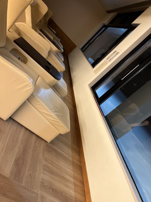 サミットインターナショナル　ユリコシルエット　岩盤浴 product YURIKO シルエット : YURIKO STORY