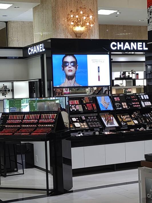 CHANEL フレグランス&ビューティ 髙島屋岡山店 - 岡山市北区本町