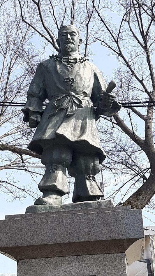 神武天皇御尊像 - 笠岡市神島外浦/ | Yahoo!マップ