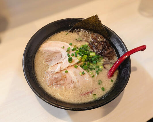 ラーメン 青森 魚介豚骨醤油ラーメン8食セット - 特産品・食品のネット卸