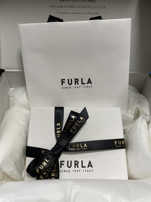 FURLA 阪急うめだ本店 - 大阪市北区角田町/ハイブランド | Yahoo