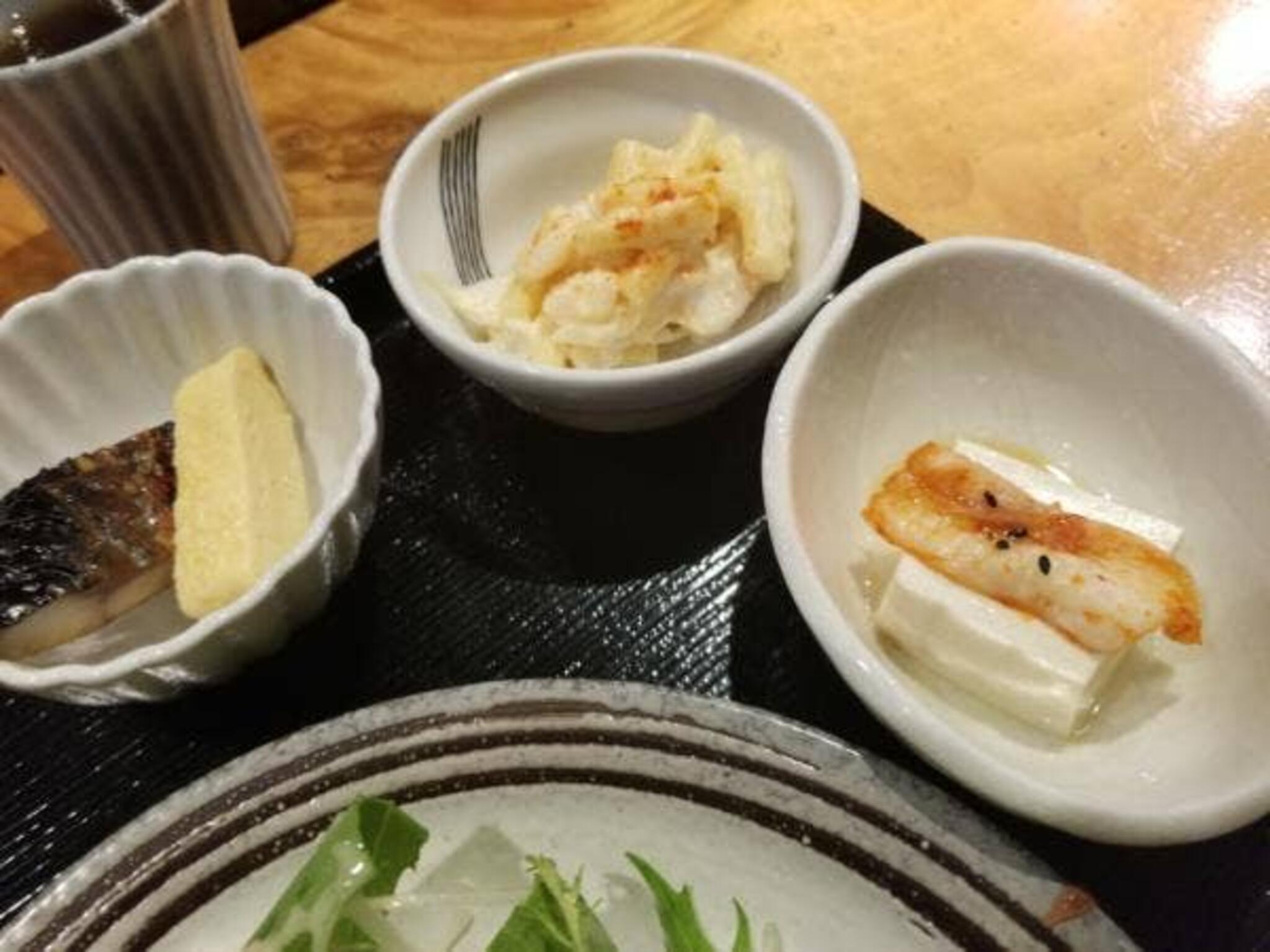 旬の魚と季節のお料理 くすの木 梅田堂島店の代表写真10