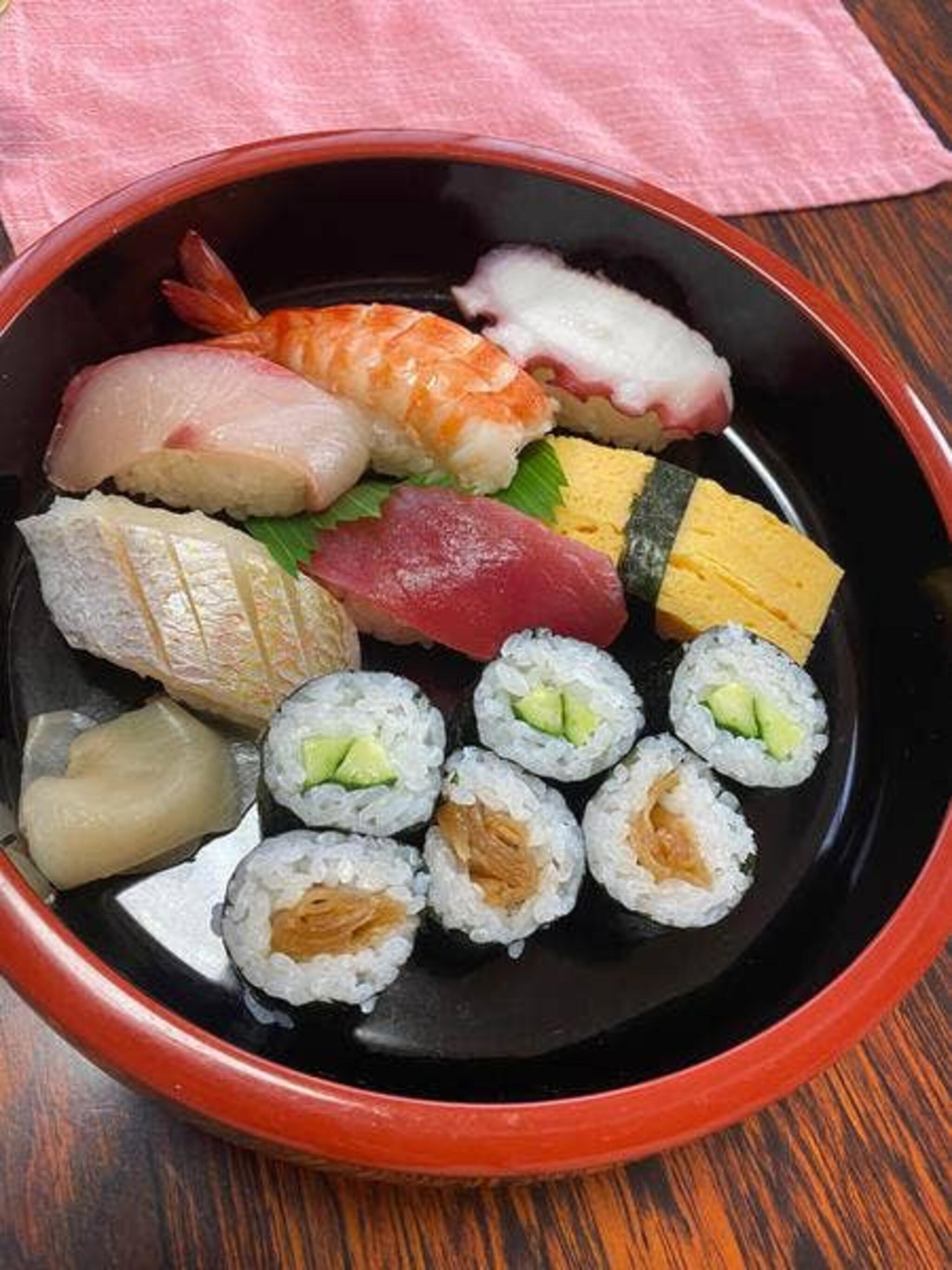 弥助寿司の代表写真1