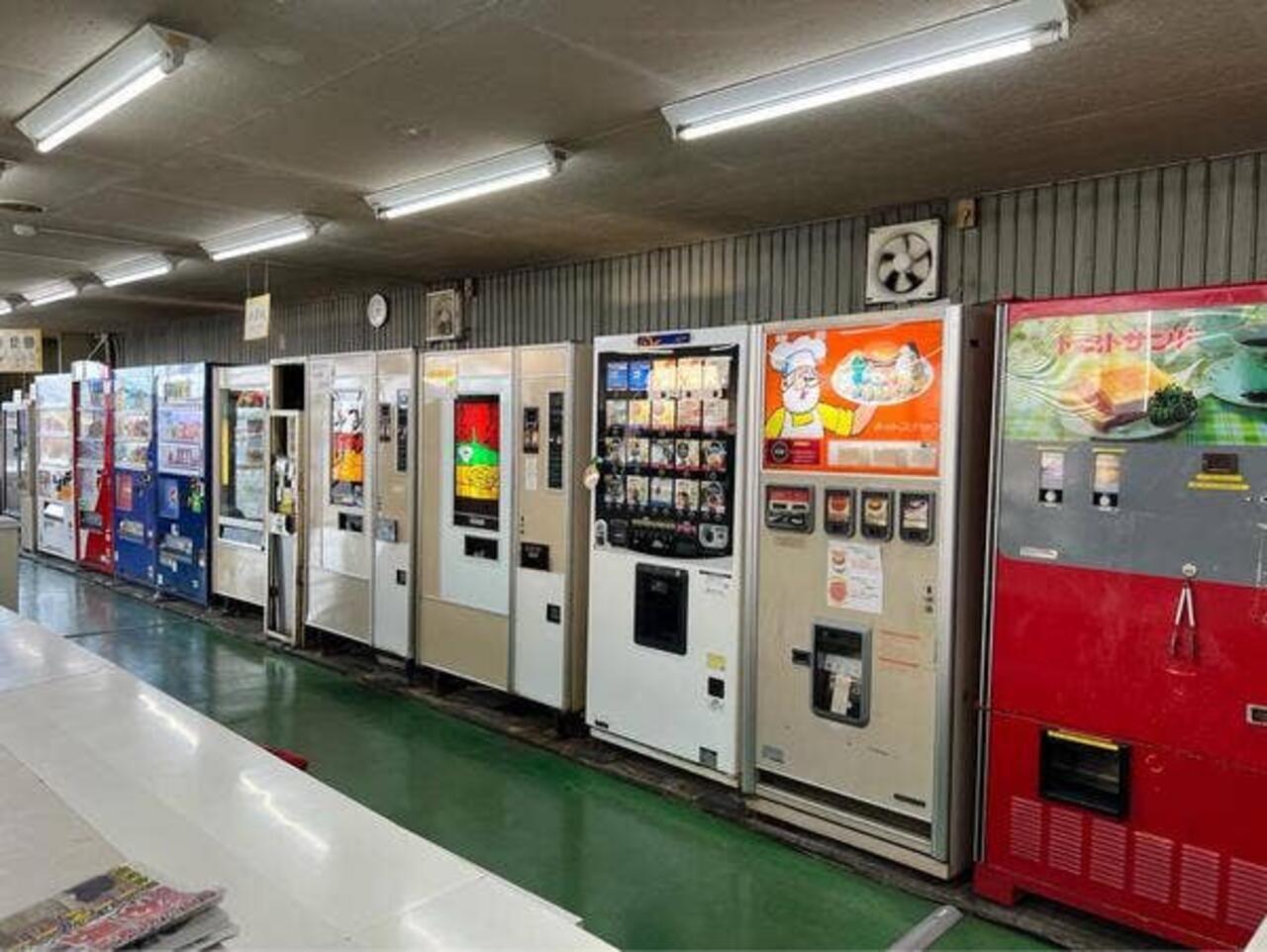 自販機 コレクション オレンジハット