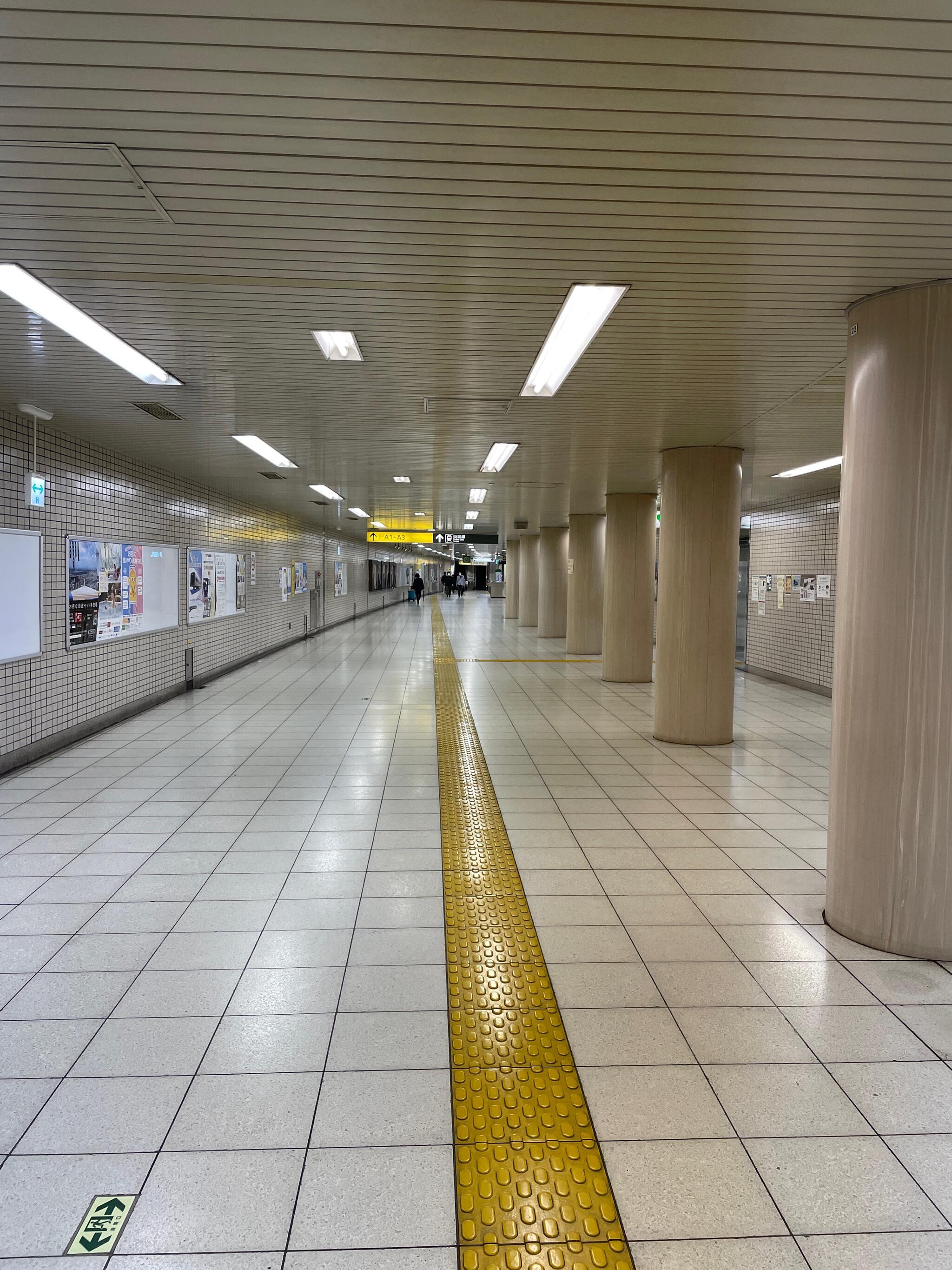 本八幡駅(都営線)の代表写真4