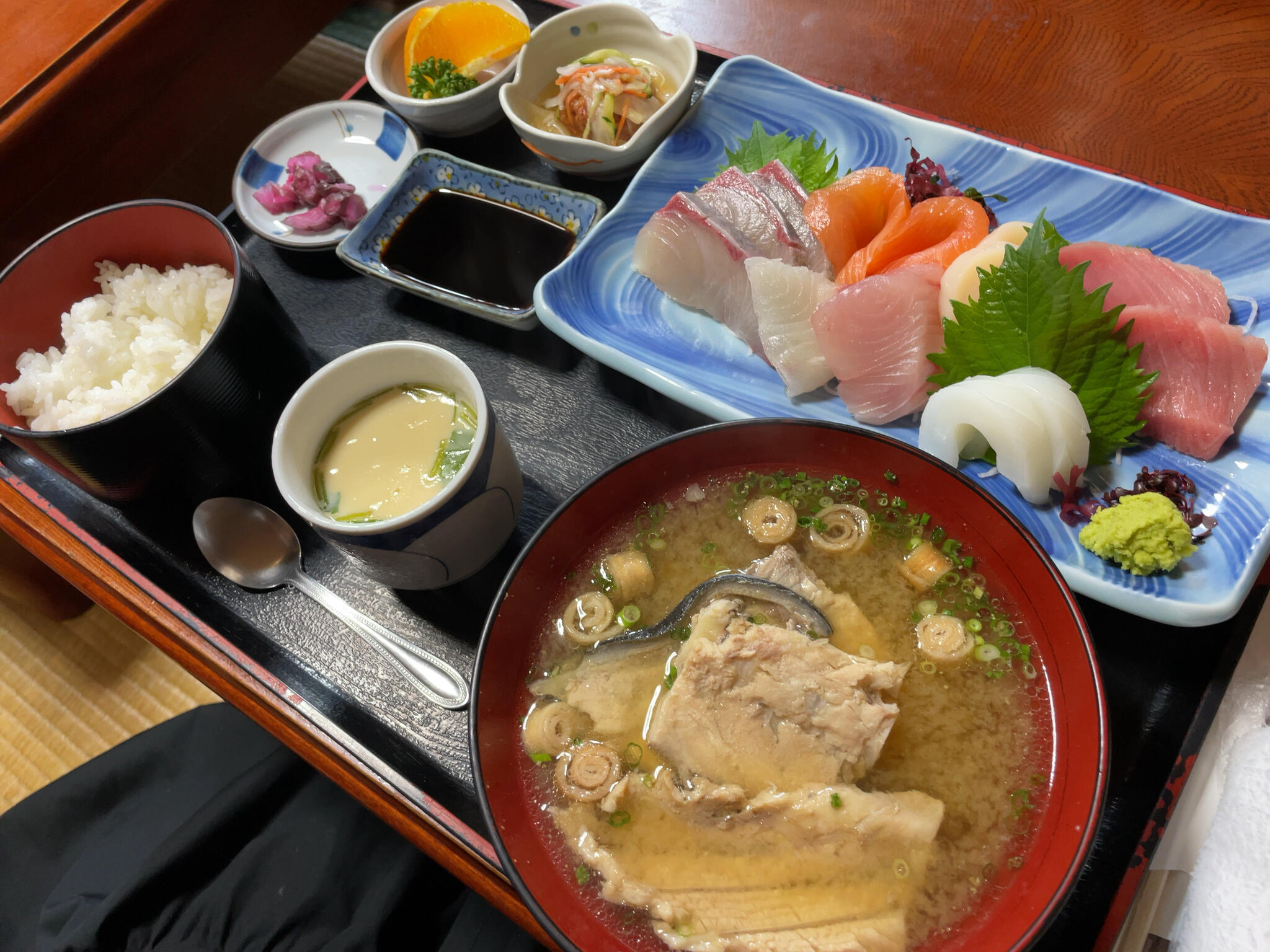 魚屋の寿司 東信の代表写真3