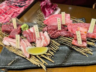 函館炭火焼肉・ホルモン市場 愛のクチコミ写真1