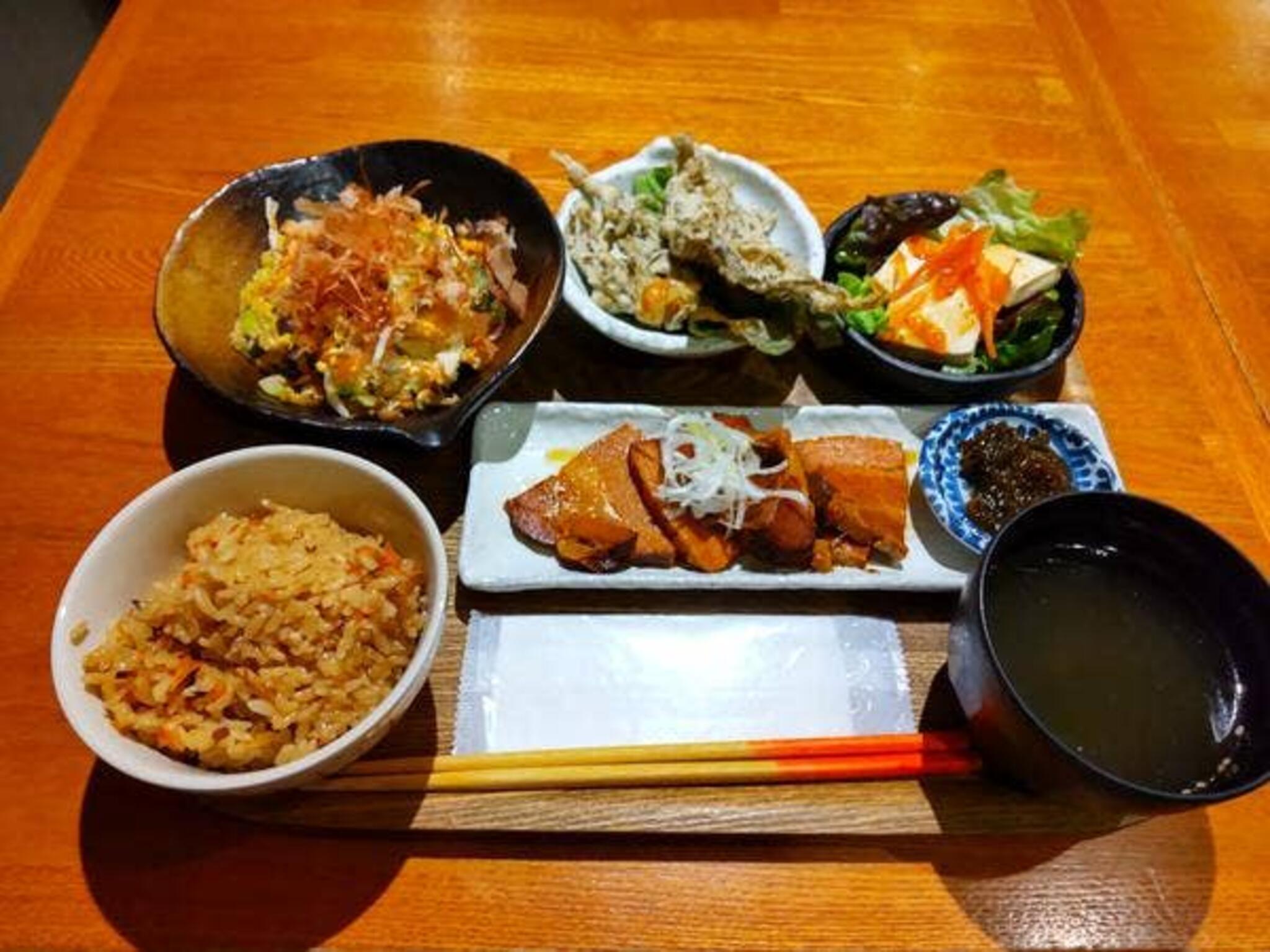沖縄ごはん くくる食堂の代表写真3