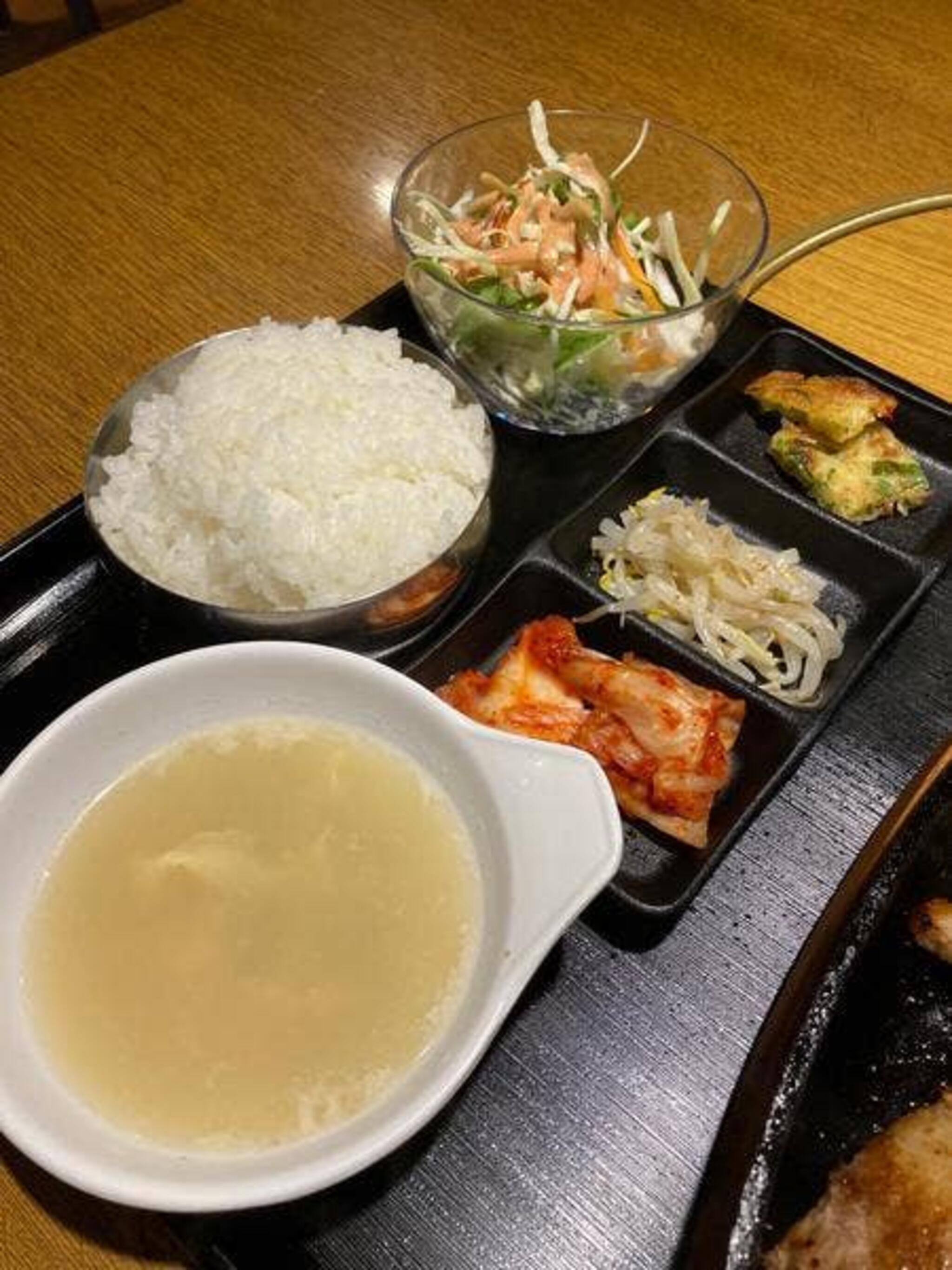 韓国料理おこげの代表写真1