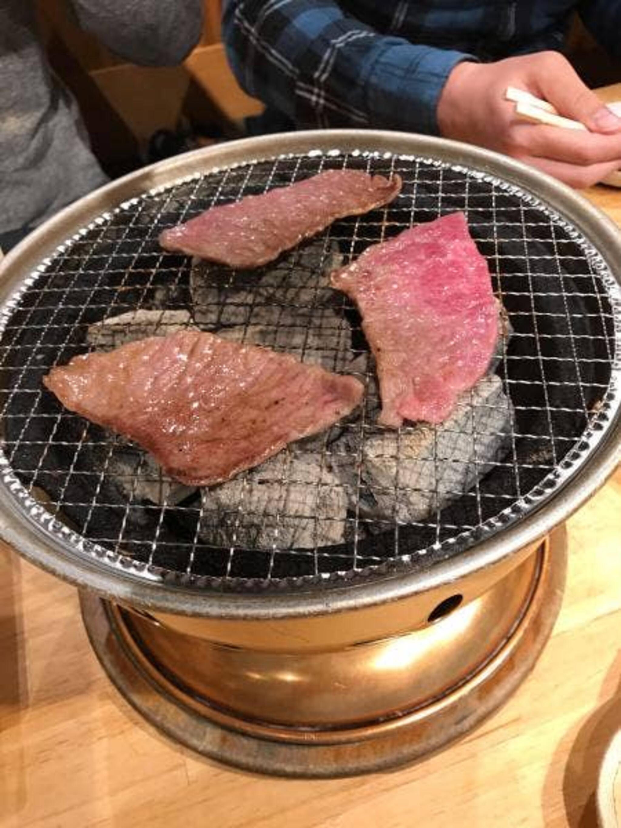 炭火焼肉 縁花の代表写真4