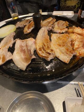 韓国料理 サムギョプサル どやじのクチコミ写真1