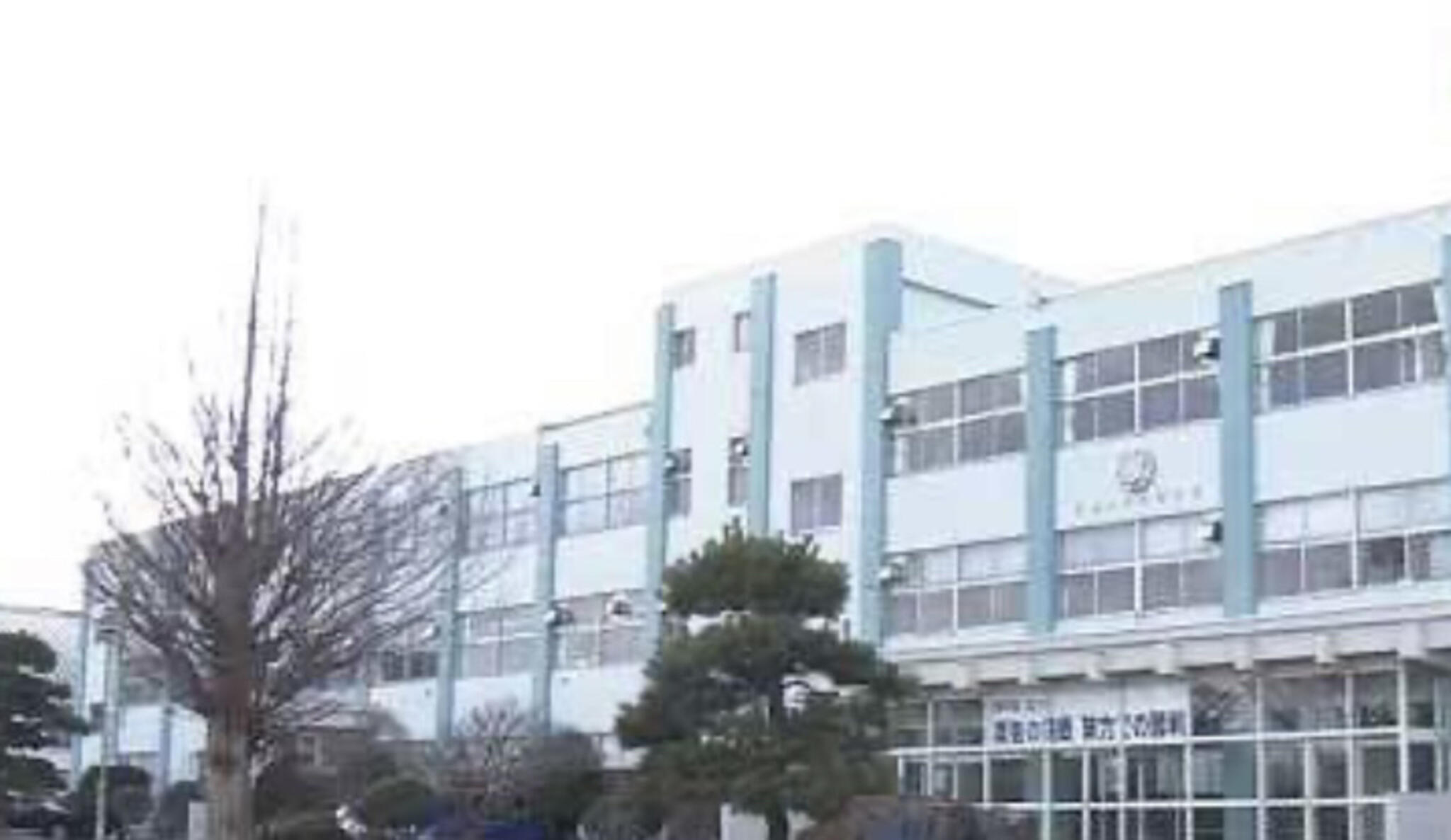 青森県立鯵ヶ沢高等学校の代表写真1
