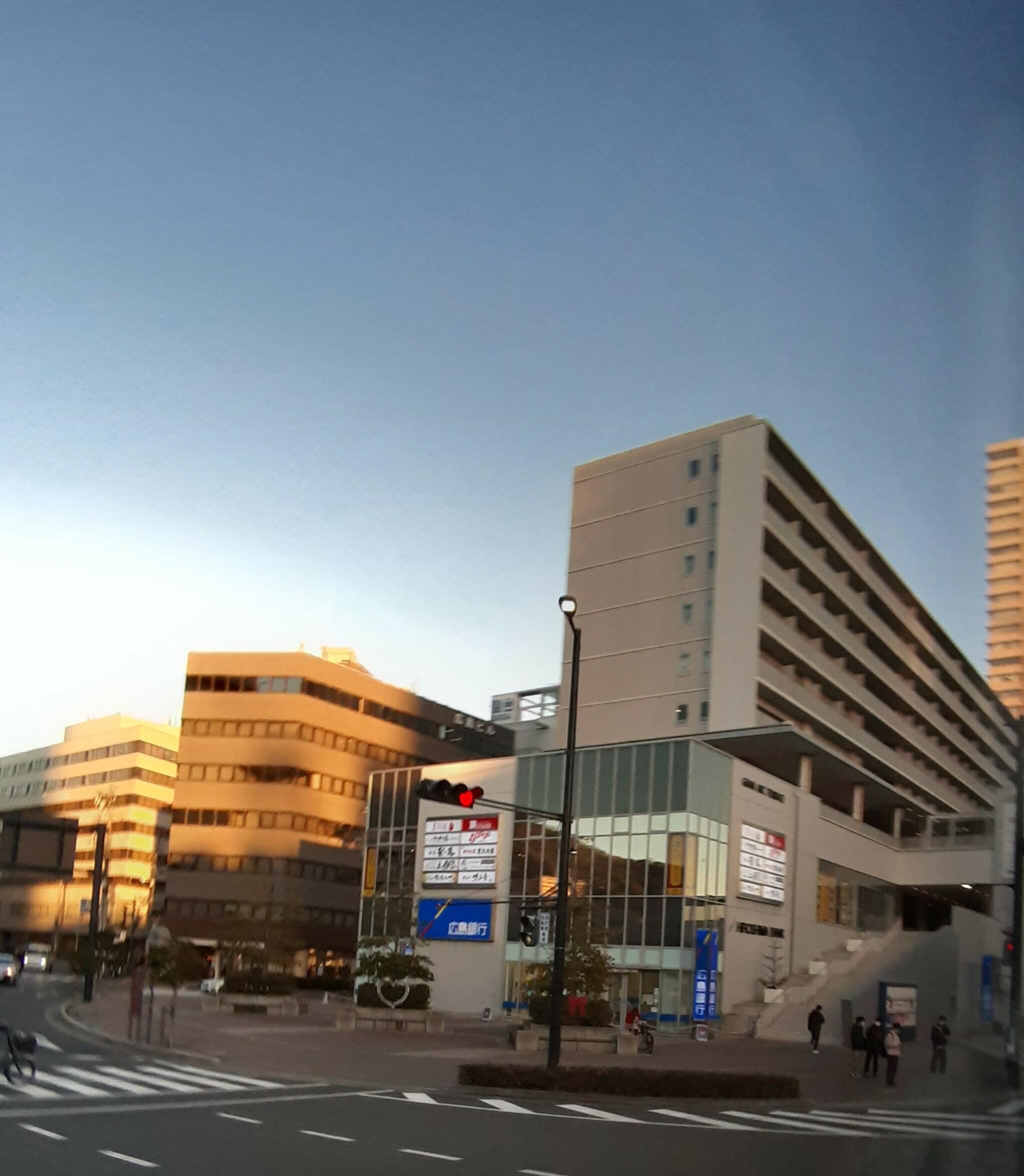 広島銀行 広島駅北口支店の代表写真1