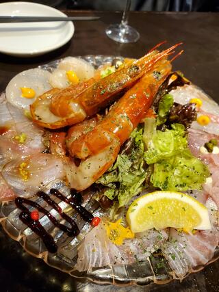 魚とワインHanatare横浜東口店のクチコミ写真1
