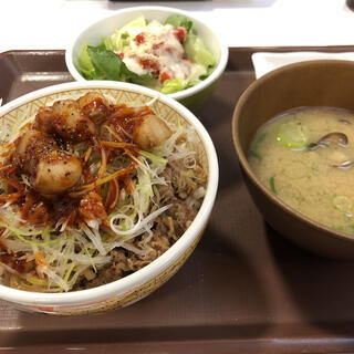 すき家 中村黄金通店 - 名古屋市中村区黄金通/牛丼店 | Yahoo!マップ