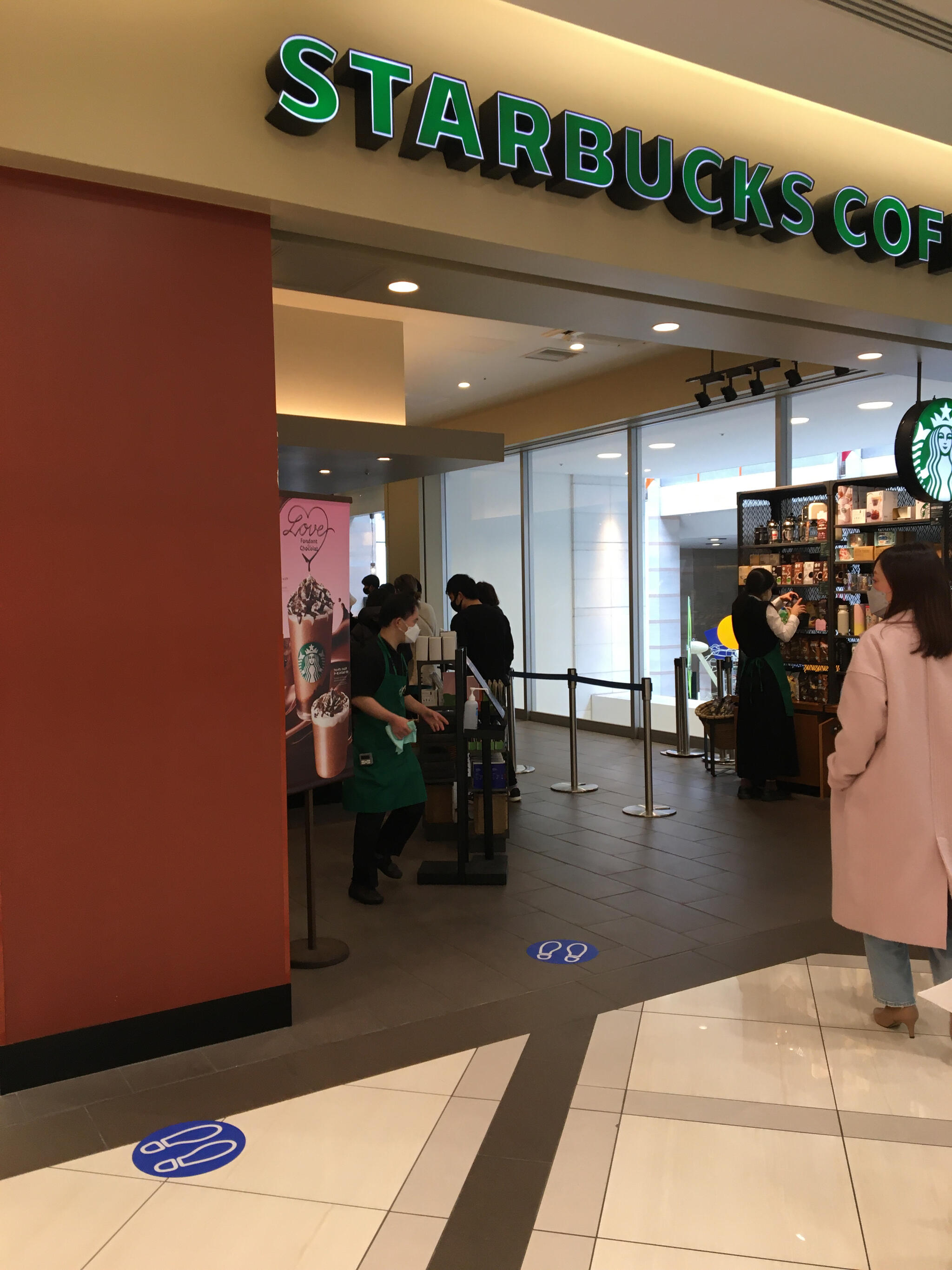 スターバックスコーヒー 神戸ハーバーランドumie店の代表写真6