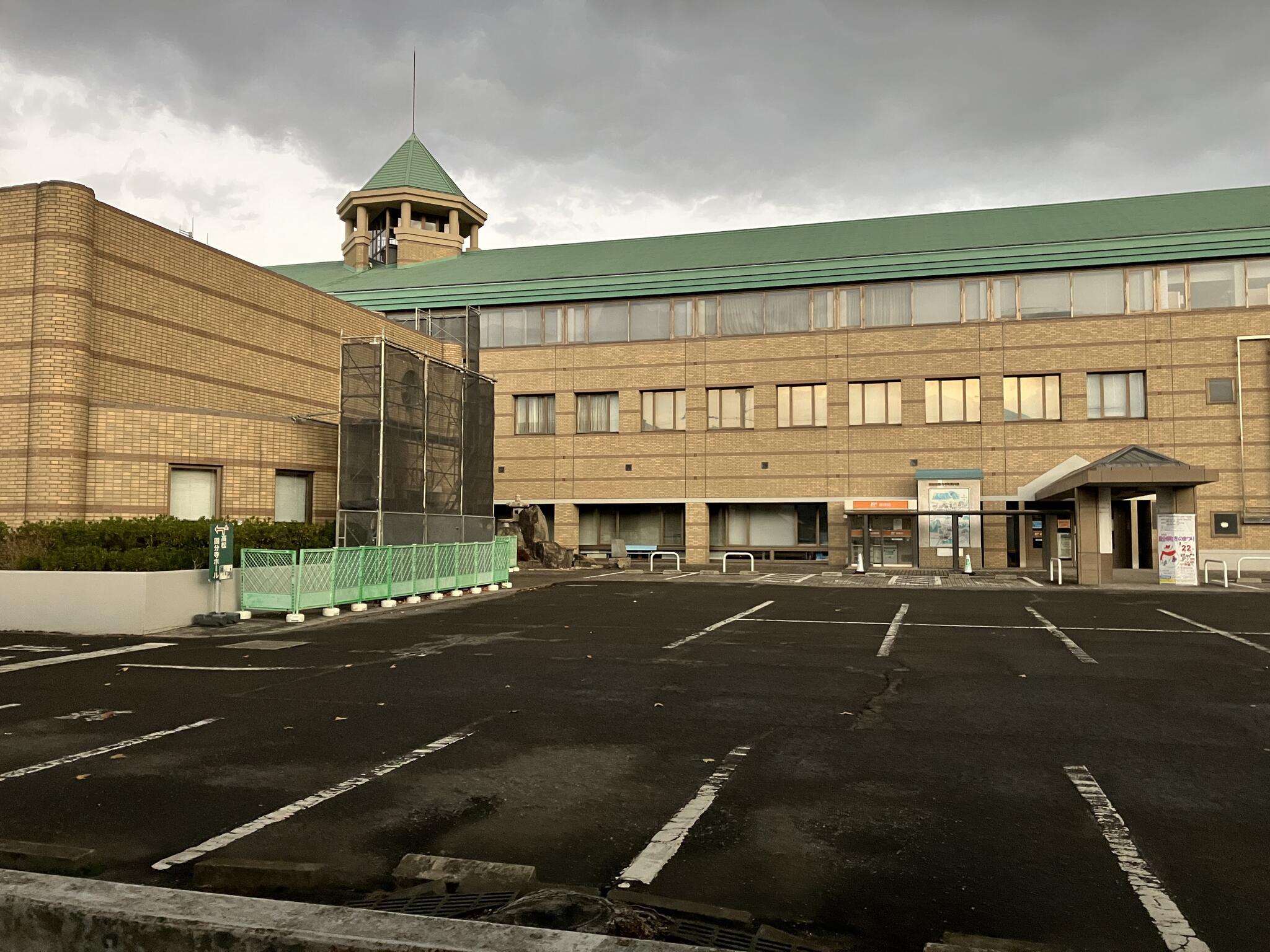 国分寺図書館の代表写真1