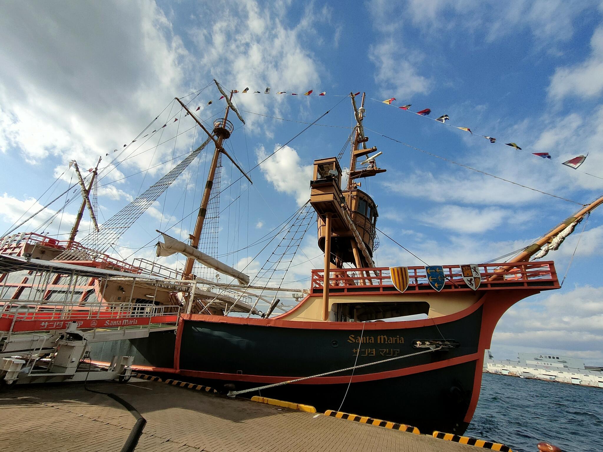 大阪港帆船型観光船サンタマリアの代表写真10