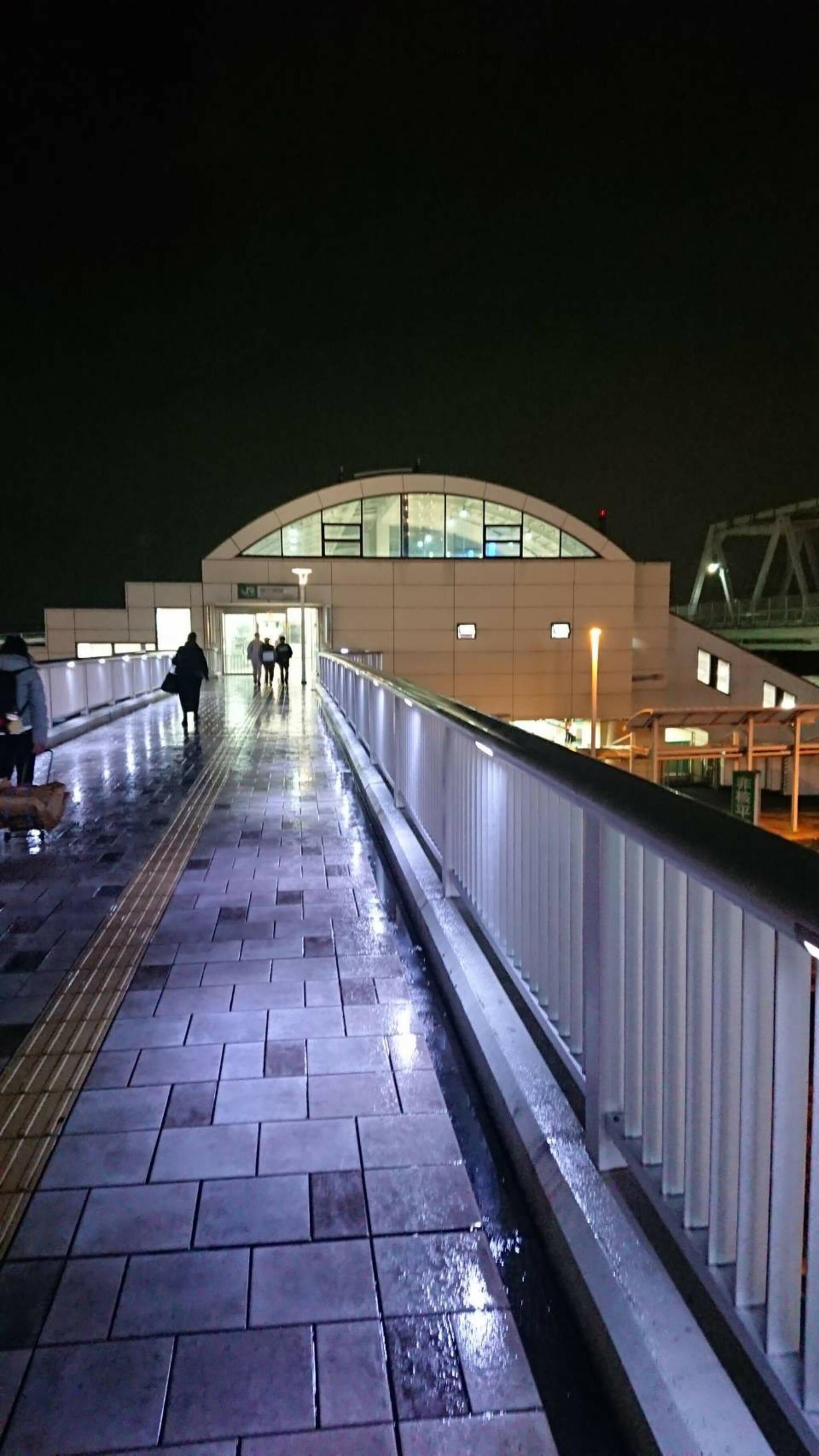新三郷駅の代表写真2
