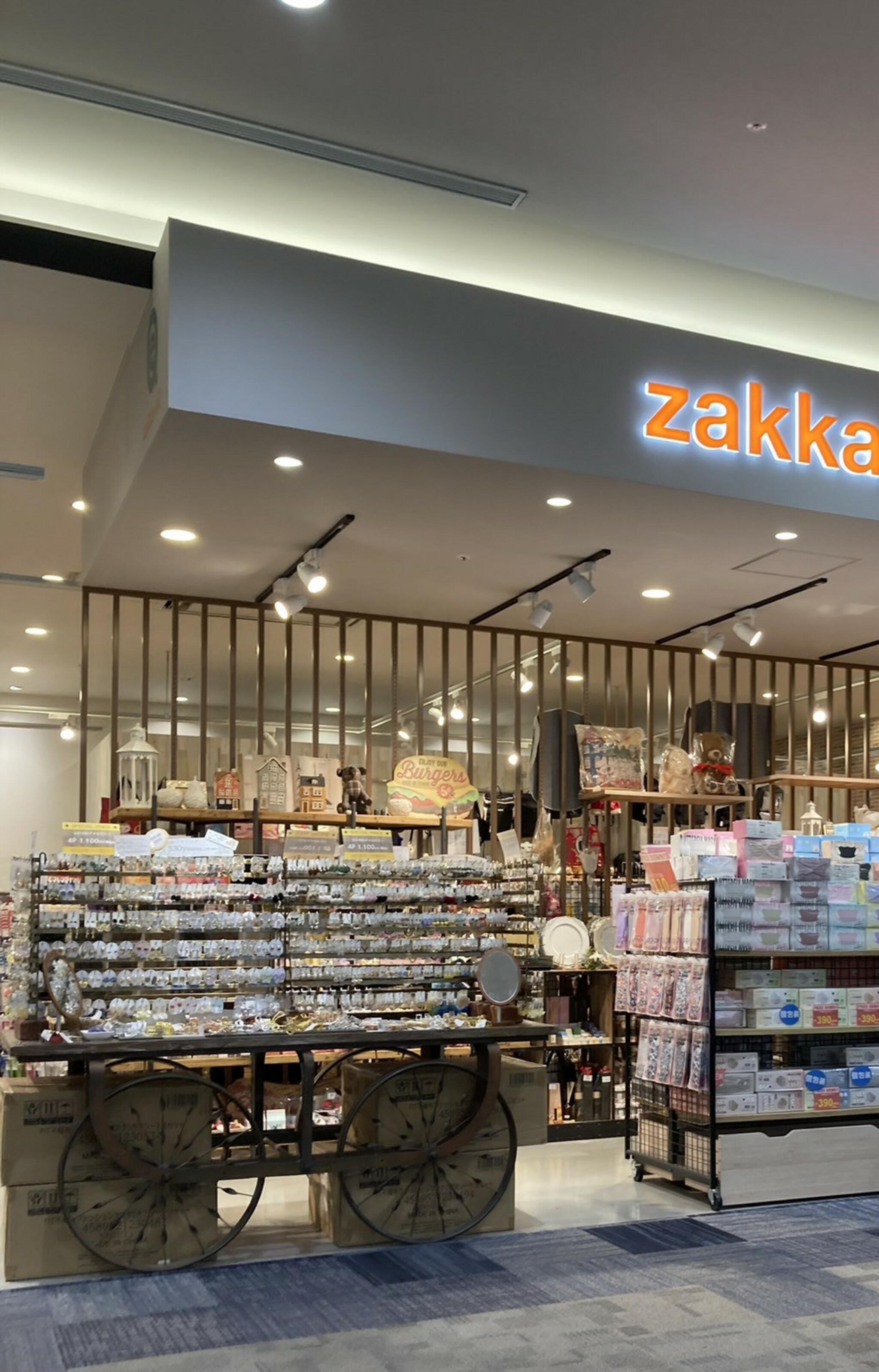 zakkaeQ イオンモール宮崎店の代表写真3