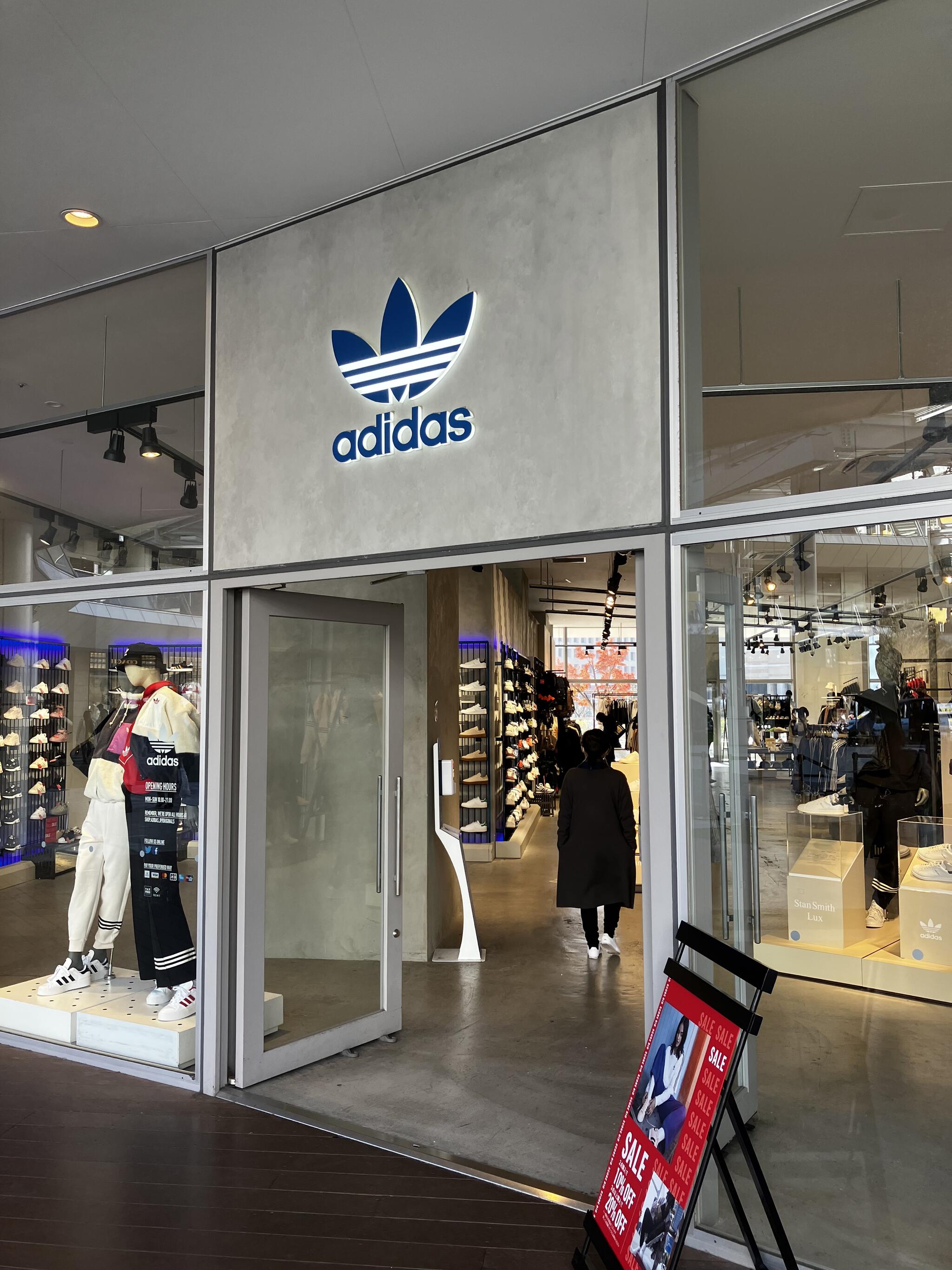 Adidas us 2024 outlet japan